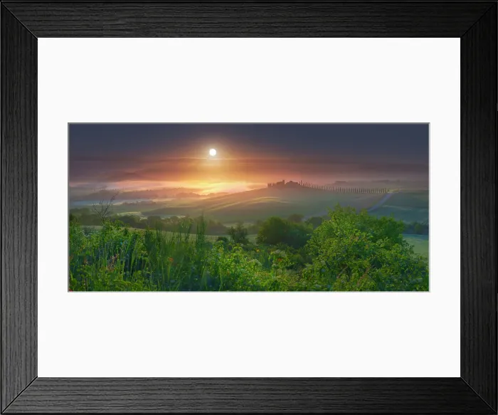 Framed Print : Rolling hills near San QUirico d'Orcia, Tuscany, Italy
