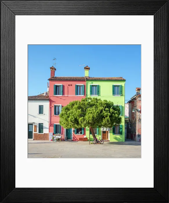 Framed Print : Colourful houses, island of Burano, Venice, Italy Framed Print : Colourful houses, island of Burano, Venice, Italy