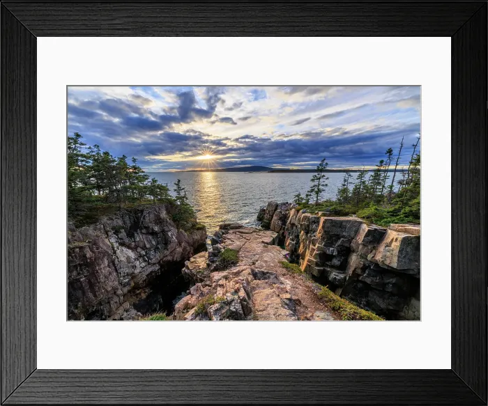 Framed Print : Coastal scene on the Schoodic Peninsula, Acadia National Park, Bar Harbor, Maine, United States Framed Print : Coastal scene on the Schoodic Peninsula, Acadia National Park, Bar Harbor, Maine, United States