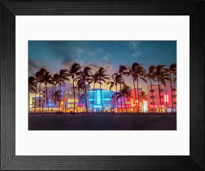 Framed Print : Ocean Drive Art Deco District, illuminated with iconic Neon Colors South Beach, Miami Beach, Florida, USA