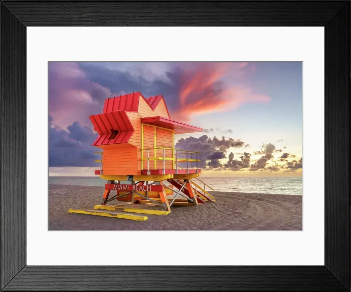 Framed Print : Lifeguard Hut at Sunrise, Ocean Drive Art Deco District South Beach, Miami Beach, Florida, USA