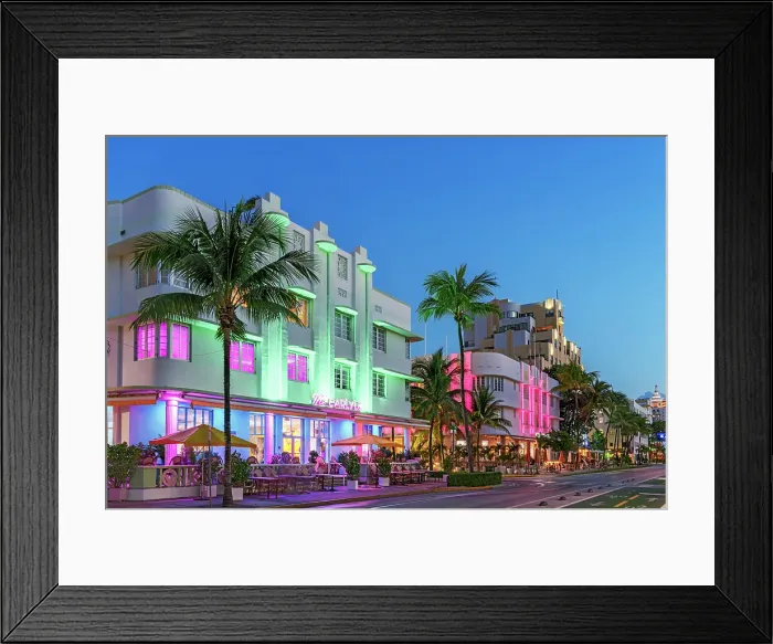 Framed Print : Ocean Drive Art Deco District South Beach, Miami Beach, Florida, USA Framed Print : Ocean Drive Art Deco District South Beach, Miami Beach, Florida, USA