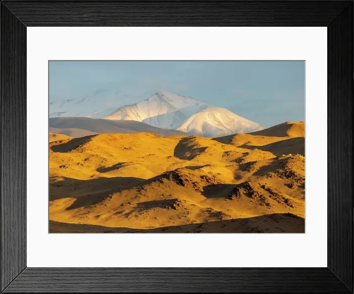 Framed Print : Mountain range, Western Mongolia, Asia Framed Print : Mountain range, Western Mongolia, Asia