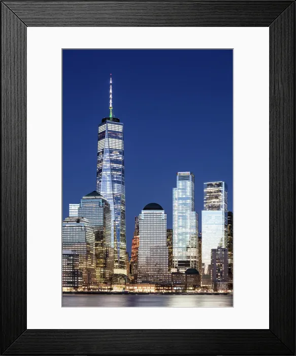 Framed Print : Manhattan and the One World Trade Centre at dusk, from the Exchange Place, Jersey City, New Jersey, USA Framed Print : Manhattan and the One World Trade Centre at dusk, from the Exchange Place, Jersey City, New Jersey, USA
