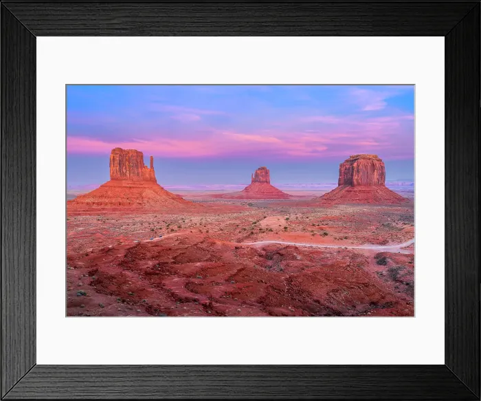 Framed Print : Scenic view of Monument Valley Navajo Tribal Park at sunset, Utah-Arizona, USA