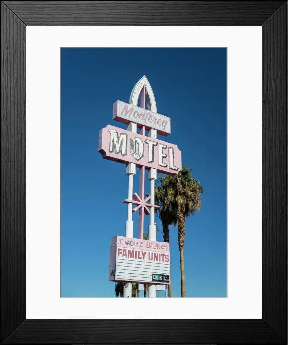 Framed Print : Vintage motel sign, Las Vegas, Nevada, USA Framed Print : Vintage motel sign, Las Vegas, Nevada, USA