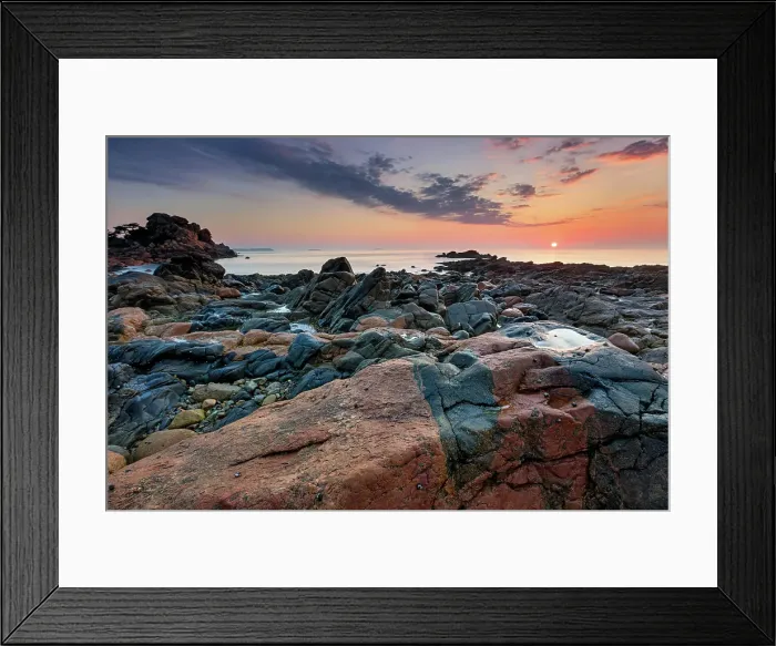Framed Print : France, Brittany, Cotes d'Armor, Cote de Granit Rose