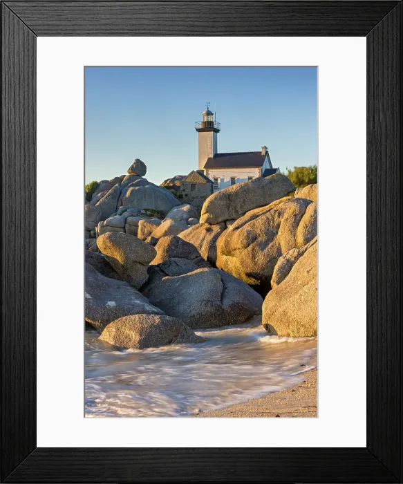 Framed Print : France, Brittany, Finistere, Pointe de Pontusval lighthouse