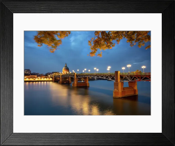 Framed Print : Pont Saint-Pierre Bridge with Garonne River, Toulouse, Occitanie, France Framed Print : Pont Saint-Pierre Bridge with Garonne River, Toulouse, Occitanie, France