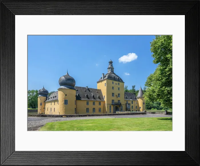Framed Print : Gudenau castle, Wachtberg, Rhein-Sieg-Kreis, North Rhine-Westphalia, Germany