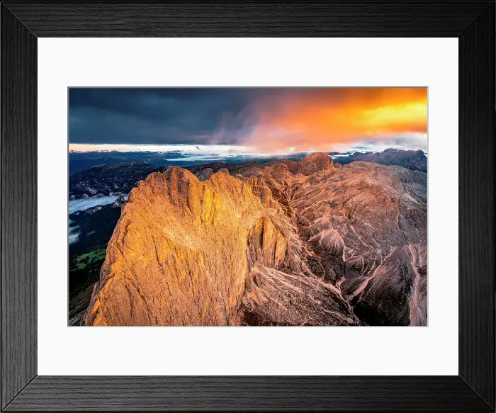 Framed Print : Rocky peaks of Catinaccio (Rosengarten), Cima Catinaccio and Catinaccio d'Antermoia under a burning sky at dawn, Dolomites, Italy Framed Print : Rocky peaks of Catinaccio (Rosengarten), Cima Catinaccio and Catinaccio d'Antermoia under a burning sky at dawn, Dolomites, Italy