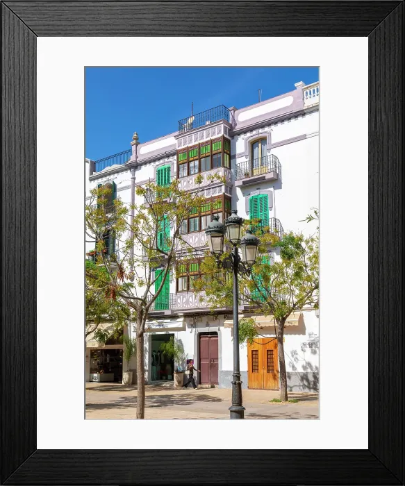 Framed Print : Shops and Restaurants on the Passeig de Vara de Rey, ibiza, Ibiza, Balearic Islands, Spain Framed Print : Shops and Restaurants on the Passeig de Vara de Rey, ibiza, Ibiza, Balearic Islands, Spain