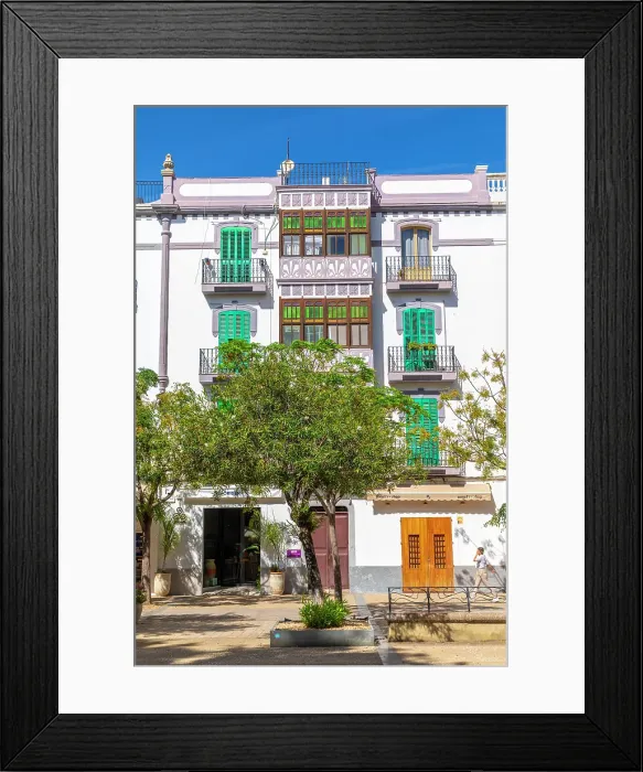 Framed Print : Shops and Restaurants on the Passeig de Vara de Rey, ibiza, Ibiza, Balearic Islands, Spain Framed Print : Shops and Restaurants on the Passeig de Vara de Rey, ibiza, Ibiza, Balearic Islands, Spain