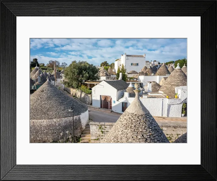 Framed Print : Trulli di Alberobello, houses with the typical conical stone roofs. Puglia, Italy Framed Print : Trulli di Alberobello, houses with the typical conical stone roofs. Puglia, Italy