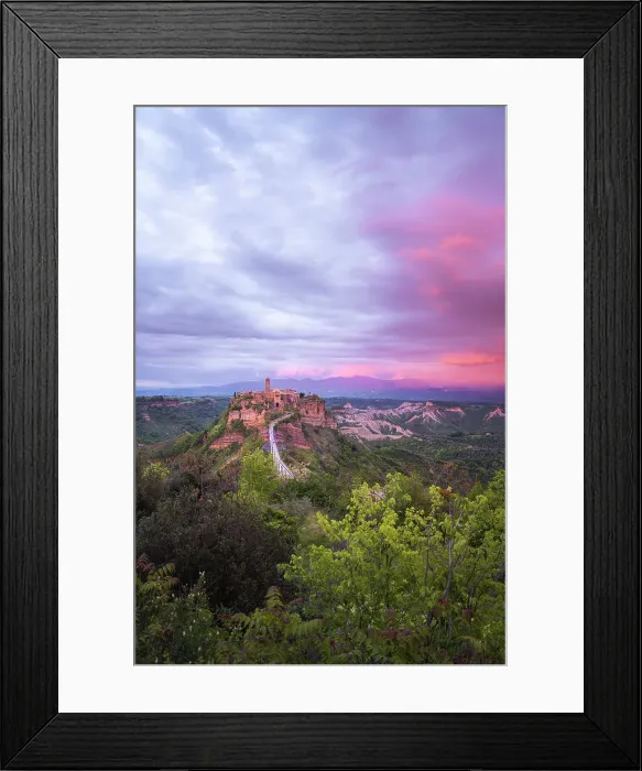 Framed Print : Civita di Bagnoregio, Viterbo, Lazio, Italy. sunset Framed Print : Civita di Bagnoregio, Viterbo, Lazio, Italy. sunset
