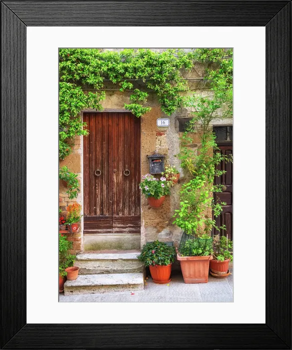 Framed Print : Old door in Pitigliano, Grosseto, Tuscany, Italy Framed Print : Old door in Pitigliano, Grosseto, Tuscany, Italy