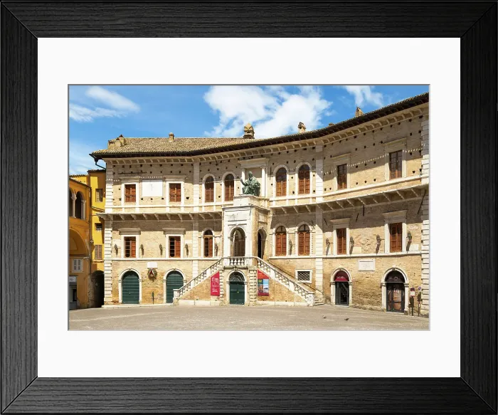 Framed Print : The Palazzo dei Priori (Palace of the Priors) in the Piazza del Popolo in Fermo, Marche, Italy Framed Print : The Palazzo dei Priori (Palace of the Priors) in the Piazza del Popolo in Fermo, Marche, Italy