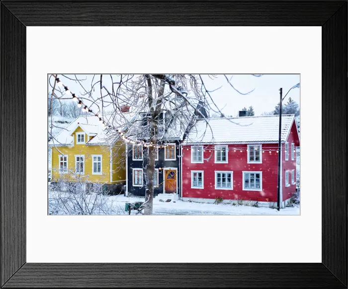 Framed Print : Colorful houses in the snowy village of Kabelvag, Svolvaer Lofoten Islands, Nordland, Norway Framed Print : Colorful houses in the snowy village of Kabelvag, Svolvaer Lofoten Islands, Nordland, Norway