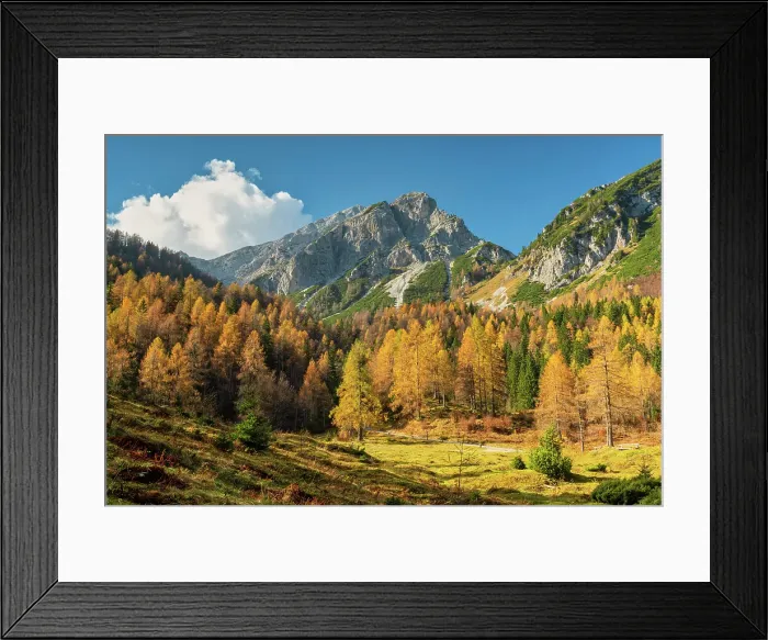 Framed Print : Mala Mojstrovka in Autumn, Julian Alps, Triglav National Park, Slovenia, Europe Framed Print : Mala Mojstrovka in Autumn, Julian Alps, Triglav National Park, Slovenia, Europe