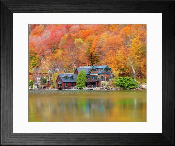 Framed Print : Idyllic Lake Willoughby Lake Willoughby, Northeast Kingdom of Vermont, Vermont, New England, USA Framed Print : Idyllic Lake Willoughby Lake Willoughby, Northeast Kingdom of Vermont, Vermont, New England, USA
