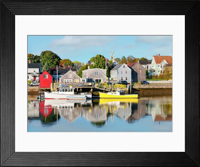 Framed Print : Historic Homes at the Piscatagua River and Fishing Boats, Portsmouth, New Hampshire, New England, USA Framed Print : Historic Homes at the Piscatagua River and Fishing Boats, Portsmouth, New Hampshire, New England, USA