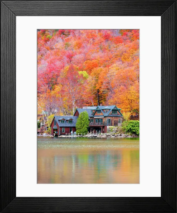 Framed Print : Idyllic Lake Willoughby Lake Willoughby, Northeast Kingdom of Vermont, Vermont, New England, USA Framed Print : Idyllic Lake Willoughby Lake Willoughby, Northeast Kingdom of Vermont, Vermont, New England, USA