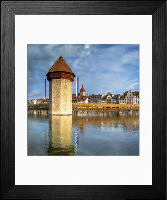 Framed Print : Chapel Bridge and Reuss River, Lucerne, Switzerland Framed Print : Chapel Bridge and Reuss River, Lucerne, Switzerland