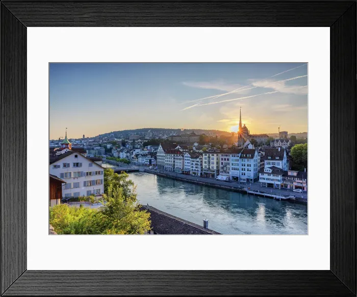 Framed Print : Niederdorf Quarter and Limmat River at sunrise, Zurich, Switzerland Framed Print : Niederdorf Quarter and Limmat River at sunrise, Zurich, Switzerland