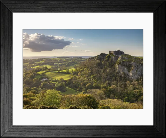 Framed Print : Carreg Cennen Castle in Bannau Brycheiniog (Brecon Beacons) National Park, Camarthenshire, Wales. Autumn (September) 2025