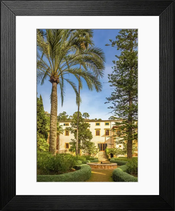Framed Print : Garden and manor house of the Raixa estate, Bunyola, Mallorca, Balearic Islands, Spain Framed Print : Garden and manor house of the Raixa estate, Bunyola, Mallorca, Balearic Islands, Spain