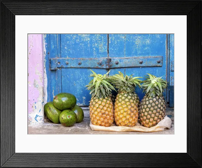 Framed Print : Pineapples and mangos for sale, Jaw's Corner, Stonetown, Zanzibar, Tanzania