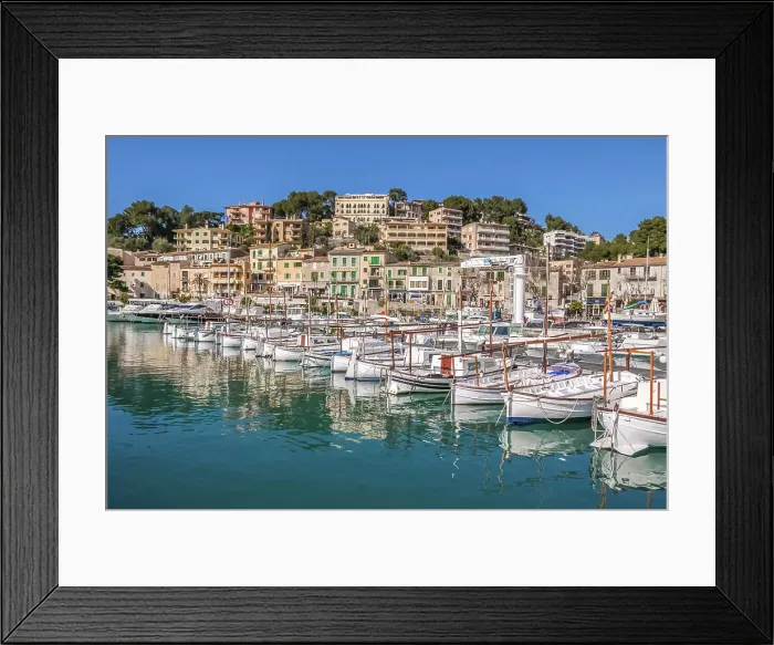 Framed Print : Traditional boats in the harbor of Port de Soller, Mallorca, Balearic Islands, Spain Framed Print : Traditional boats in the harbor of Port de Soller, Mallorca, Balearic Islands, Spain
