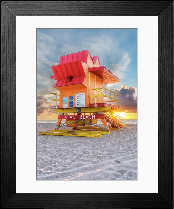 Framed Print : Lifeguard Hut at Sunrise, Ocean Drive Art Deco District South Beach, Miami Beach, Florida, USA Framed Print : Lifeguard Hut at Sunrise, Ocean Drive Art Deco District South Beach, Miami Beach, Florida, USA