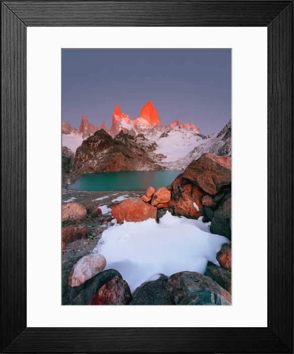 Framed Print : Fitzroy peak and the Laguna de Lose Tres lake, Patagonia, Argentina Framed Print : Fitzroy peak and the Laguna de Lose Tres lake, Patagonia, Argentina
