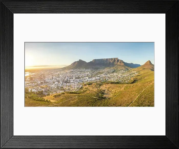 Framed Print : Cape Town and Table Mountain, Western Cape, South Africa Framed Print : Cape Town and Table Mountain, Western Cape, South Africa