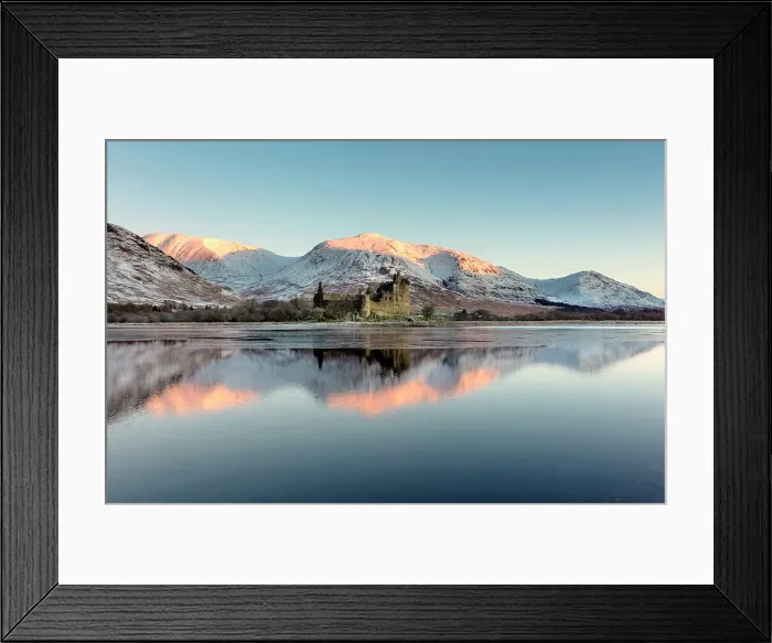 Framed Print : Kilchurn Castle in winter, Loch Awe, Highland, Scotland Framed Print : Kilchurn Castle in winter, Loch Awe, Highland, Scotland