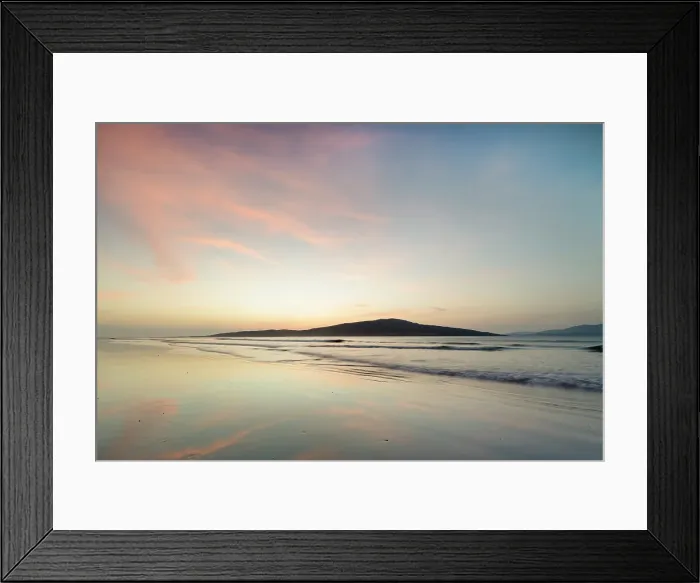Framed Print : Island of Taransay at dusk from Traigh Rosamol, Luskentyre, Isle of Harris, Outer Hebrides, Scotland Framed Print : Island of Taransay at dusk from Traigh Rosamol, Luskentyre, Isle of Harris, Outer Hebrides, Scotland