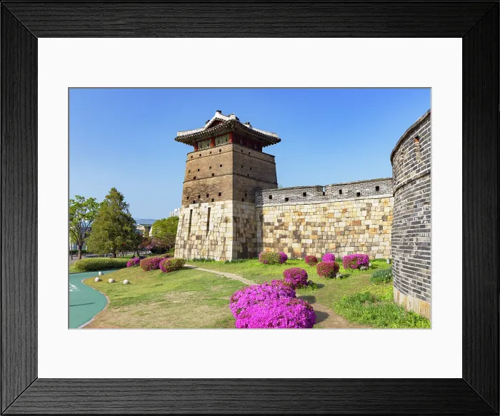 Framed Print : City walls and Seobukgongsimdon Tower of Hwaseong Fortress (UNESCO World Heritage Site), Suwon, Gyeonggi Province, South Korea Framed Print : City walls and Seobukgongsimdon Tower of Hwaseong Fortress (UNESCO World Heritage Site), Suwon, Gyeonggi Province, South Korea