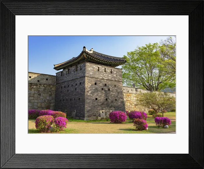 Framed Print : Watchtower on city walls of Hwaseong Fortress (UNESCO World Heritage Site), Suwon, Gyeonggi Province, South Korea Framed Print : Watchtower on city walls of Hwaseong Fortress (UNESCO World Heritage Site), Suwon, Gyeonggi Province, South Korea