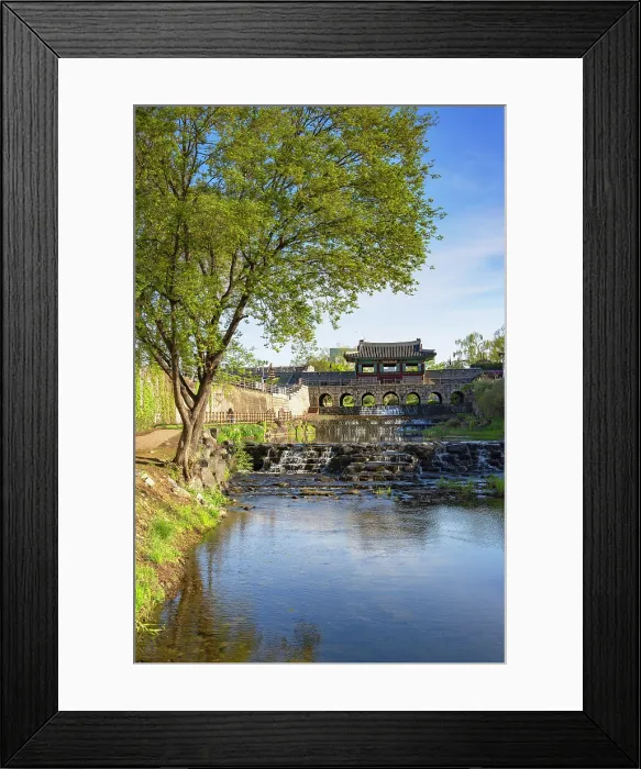Framed Print : Hwahongmun Gate (Buksumun) of Hwaseong Fortress (UNESCO World Heritage Site), Suwon, Gyeonggi Province, South Korea