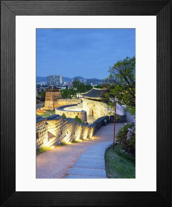 Framed Print : Hwaseomun Gate of Hwaseong Fortress (UNESCO World Heritage Site) at dusk, Suwon, Gyeonggi Province, South Korea Framed Print : Hwaseomun Gate of Hwaseong Fortress (UNESCO World Heritage Site) at dusk, Suwon, Gyeonggi Province, South Korea