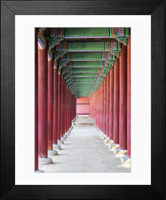 Framed Print : Corridor of Geunjeongjeon courtyard inside Gyeongbokgung Palace, Seoul, Seoul Metropolitan Area, South Korea Framed Print : Corridor of Geunjeongjeon courtyard inside Gyeongbokgung Palace, Seoul, Seoul Metropolitan Area, South Korea