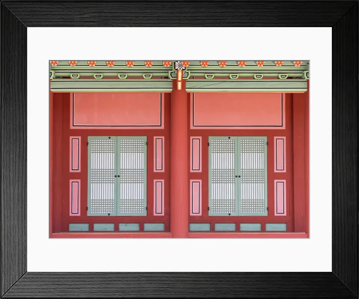Framed Print : Detail of Uhwagwan (Guesthouse) inside Hwaseong Fortress (UNESCO World Heritage Site), Suwon, Gyeonggi Province, South Korea Framed Print : Detail of Uhwagwan (Guesthouse) inside Hwaseong Fortress (UNESCO World Heritage Site), Suwon, Gyeonggi Province, South Korea