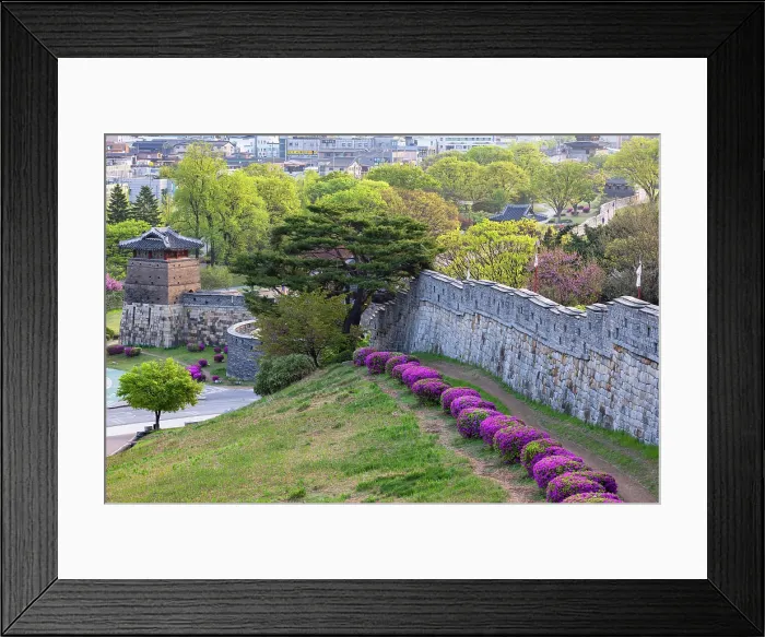 Framed Print : City walls and Seobukgongsimdon Tower of Hwaseong Fortress (UNESCO World Heritage Site), Suwon, Gyeonggi Province, South Korea Framed Print : City walls and Seobukgongsimdon Tower of Hwaseong Fortress (UNESCO World Heritage Site), Suwon, Gyeonggi Province, South Korea