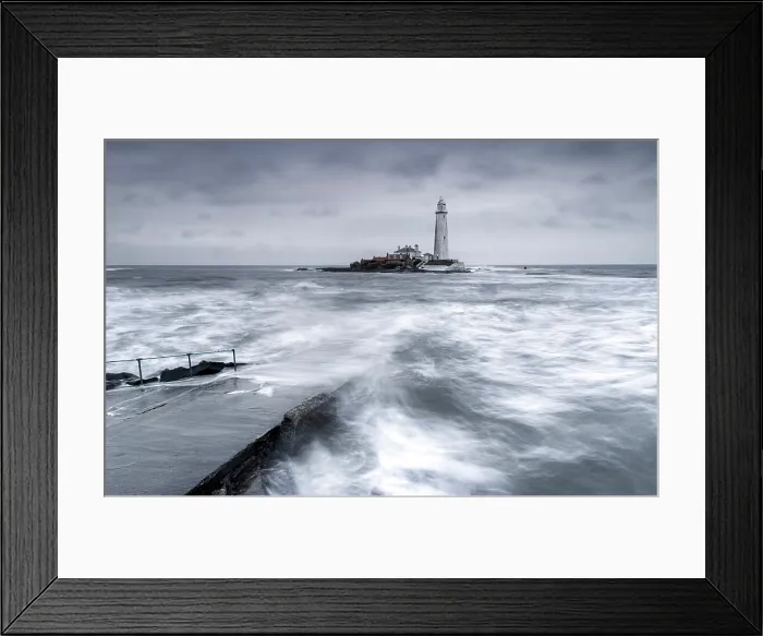 Framed Print : St Mary's Lighthouse, St Mary's Island, near Whitley Bay, Tyne and Wear, England Framed Print : St Mary's Lighthouse, St Mary's Island, near Whitley Bay, Tyne and Wear, England