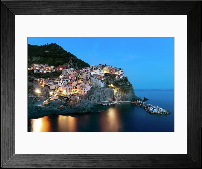 Framed Print : The village of Manarola at sunset, Cinque Terre, La Spezia district, Liguria, Italy Framed Print : The village of Manarola at sunset, Cinque Terre, La Spezia district, Liguria, Italy