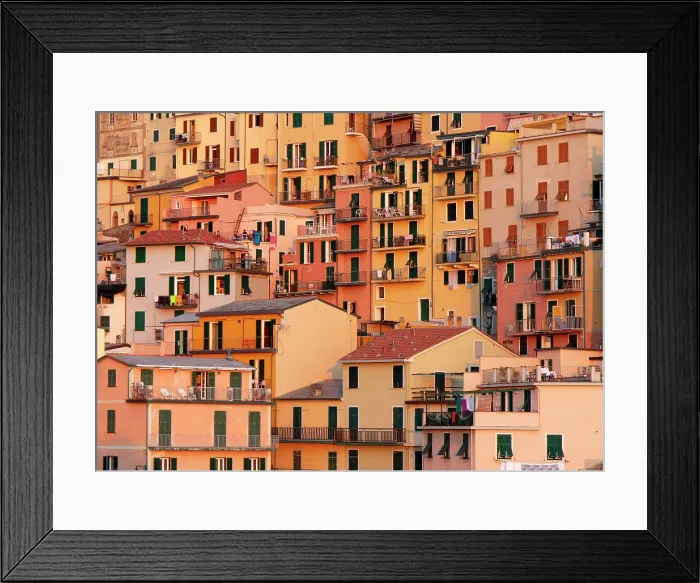 Framed Print : Houses in the village of Manarola, Cinque Terre, La Spezia district, Liguria, Italy Framed Print : Houses in the village of Manarola, Cinque Terre, La Spezia district, Liguria, Italy