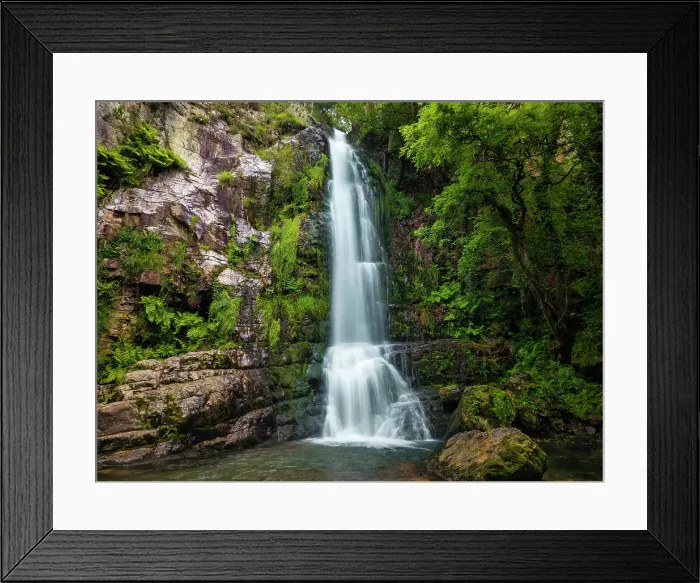 Framed Print : Oneta Waterfalls, Asturias, Northern Spain Framed Print : Oneta Waterfalls, Asturias, Northern Spain