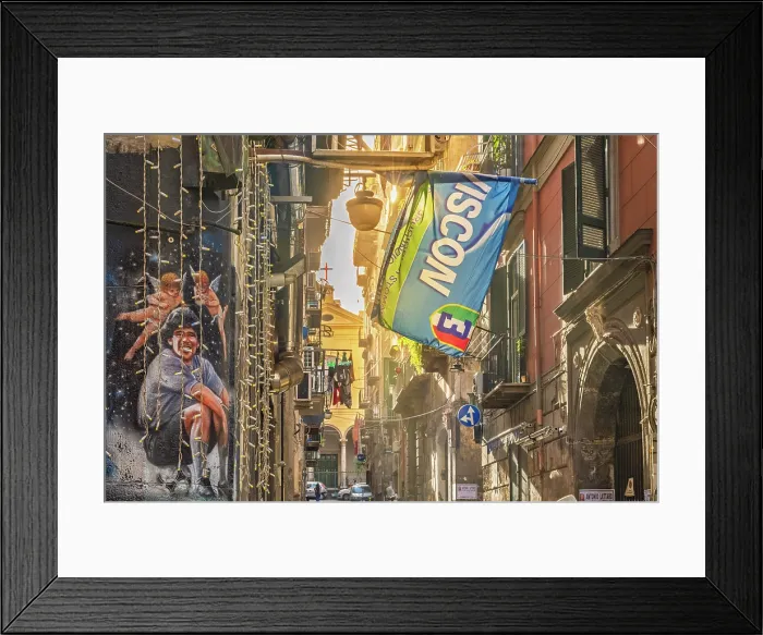 Framed Print : Europe, Italy, Campania. Naples. In the Quartieri Spagnoli, the spanish quarter