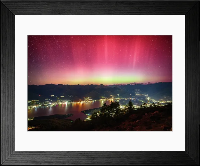 Framed Print : Colorful Aurora Borealis over Lake Como, Lombardy, Italy Framed Print : Colorful Aurora Borealis over Lake Como, Lombardy, Italy
